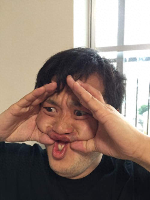 丑萌丑萌的颜面饭团拍照式,宝宝脸不够小还不能玩呢