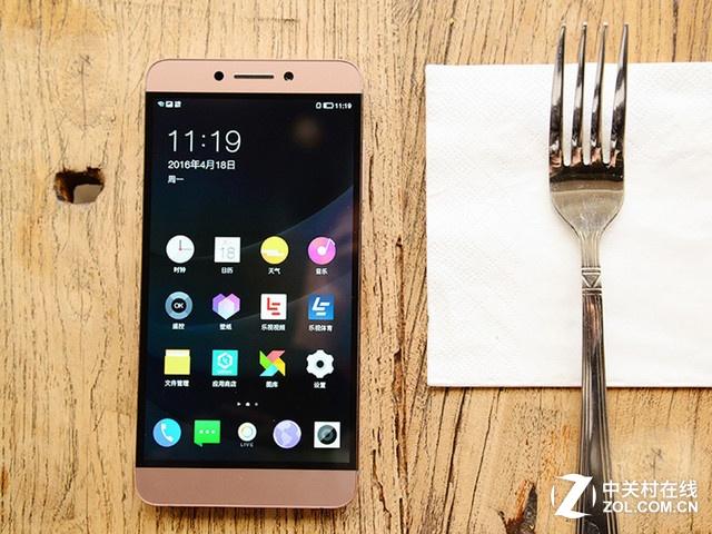 性能才是王道 这些手机玩游戏溜得飞起