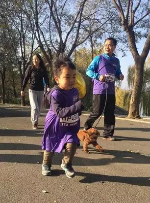 孩子人生中第一块奖牌：长城马拉松，您意下如何