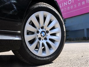 为什么宝马车几乎都没有备胎?因为它有王牌