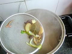 黄豆肉皮冻的做法
