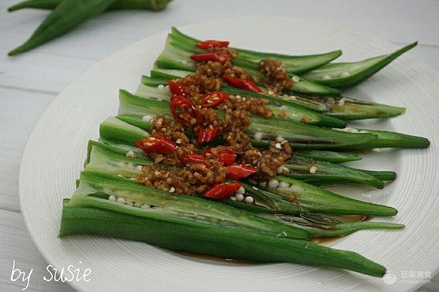 凉拌秋葵的做法（凉拌秋葵的做法）