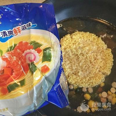 海滋味汤面#小虾创意料理#