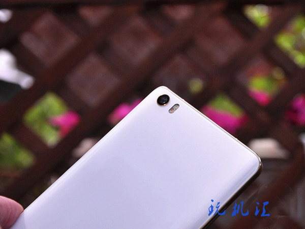 小米Note高通801芯片版价格_小米Note发布日期_高通801手机还可以接受吗