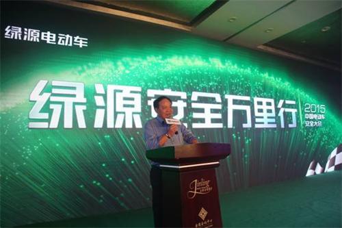 震惊:改装电动车街头狂飙  秒杀尼桑