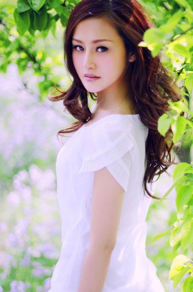 燕窝吃了有什么好处对女人说说 2025年吃燕窝的女人解析