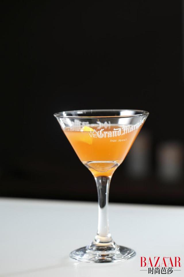 12星座喝酒也要讲规矩？看看天秤座的苏芒喝什么样的酒