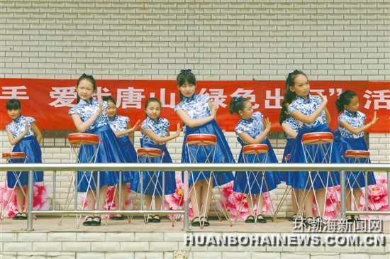 绿色出行手抄报制作_绿色出行活动_绿色文明出行手抄报