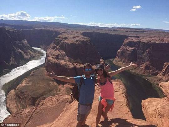 真人秀明星与女友联手下药性侵多名女性 受害者或超千人