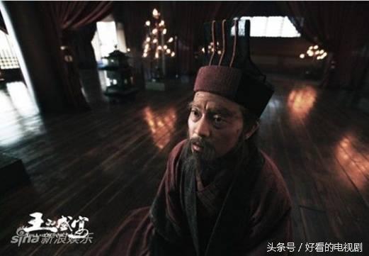 他曾和邓超是情敌，与李云迪同台，姐弟恋，光靠眼神就能演戏
