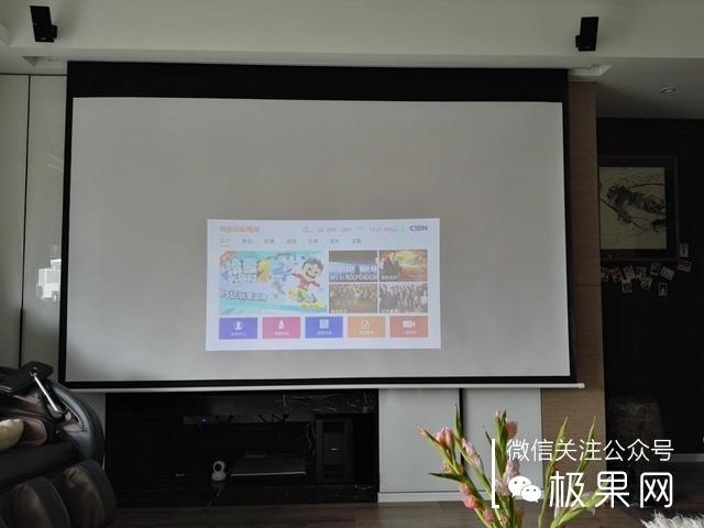 把这个“MM”放在家，小电影想怎么看就怎么看