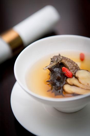 乌鸡炖花胶图片 2026年乌鸡炖花胶图片高清