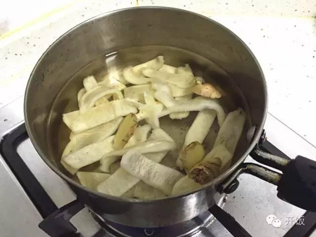 花胶桂圆红枣糖水 花胶红枣桂圆汤