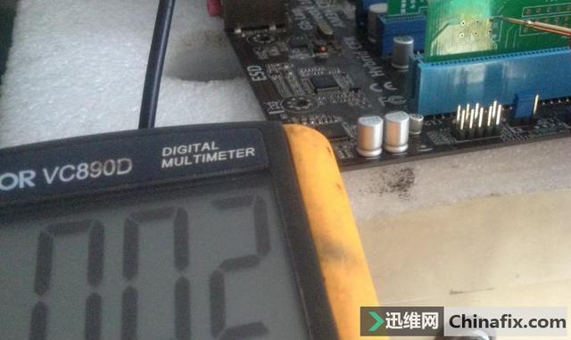 华硕主板无复位不开机故障的维修