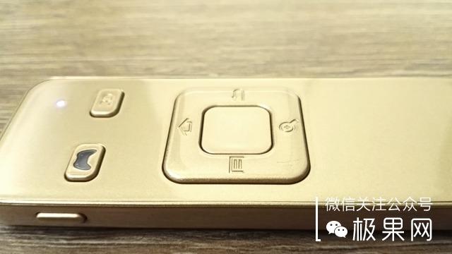 把这个“MM”放在家，小电影想怎么看就怎么看