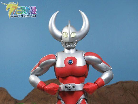 奥特曼游戏摩托车（78官测SHF系列 奧特曼 50周年纪念版）