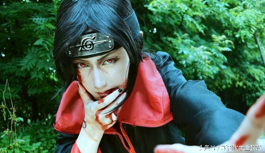 cosplay火影忍者迪达拉鼬 浓黑眼妆尽显剧中人物神态