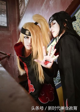 cosplay火影忍者迪达拉鼬 浓黑眼妆尽显剧中人物神态