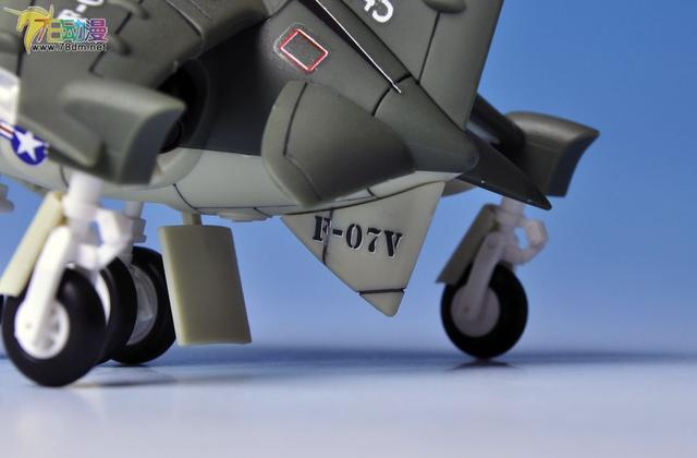 78官测：亿辉模型 合金弹头1/35海鹞式战斗机