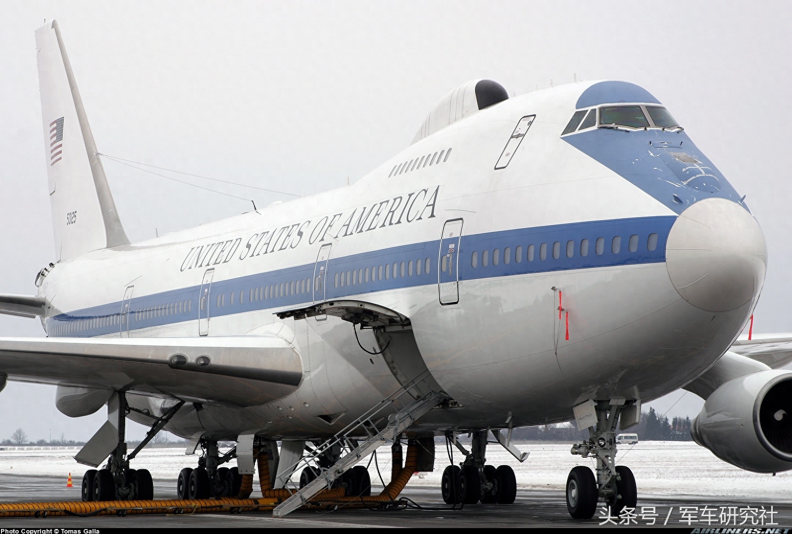 神秘的美军末日飞机:可抗核爆电磁脉冲能在天上飞几天