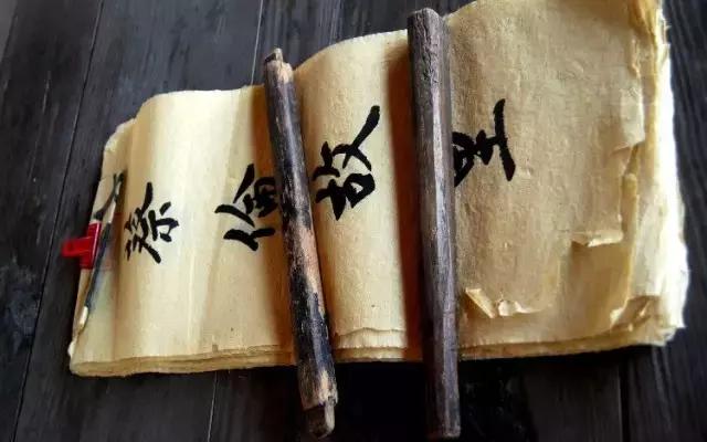 买书不看纸张品相的，都是阅读圈的「山炮」