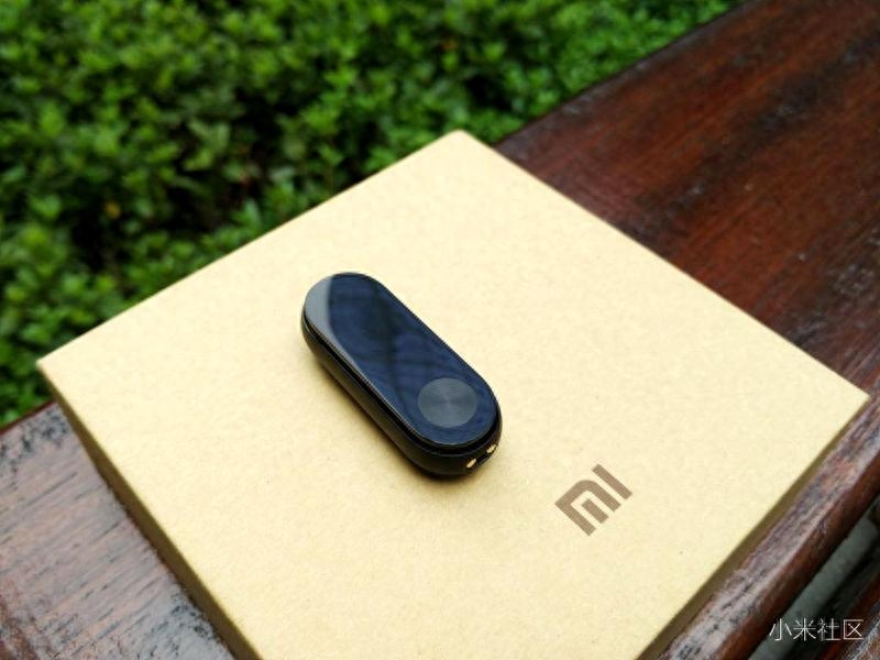 关于下个月就好买的小米手环2,你需要知道这些