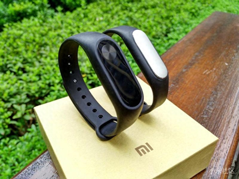 关于下个月就好买的小米手环2,你需要知道这些