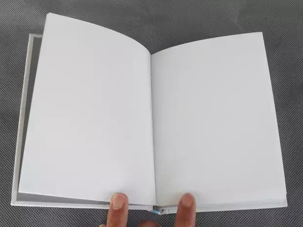 买书不看纸张品相的，都是阅读圈的「山炮」