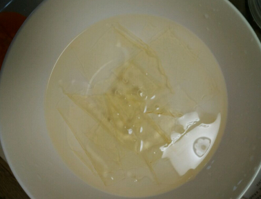 芒果花胶椰奶冻 芒果花胶奶冻的做法