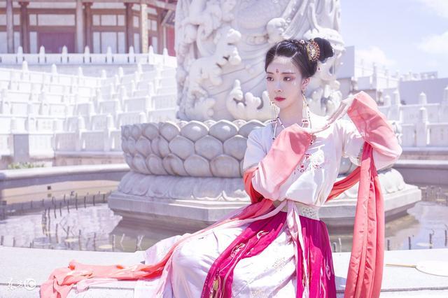 不充值的汉风乱舞三国(小说6岁萌宝说)