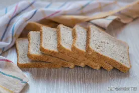 日本超火的“生吐司”是个啥？和普通吐司有啥区别？涨知识了图片