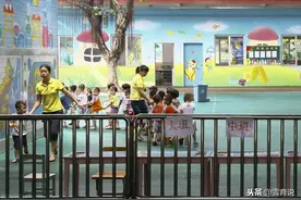 孩子已上幼儿园，宝妈让老人回老家，过来人：想过自己的小日子图片