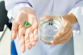阿莫西林胶囊吃几天好？警惕：它属于消炎药？值得一看，涨知识图片