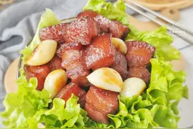 红烧肉用酱油上色易发黑，用它保证每一块都是琥珀色，材料家家有图片