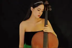 少女美成了画中人？想给欧阳娜娜的造型师多加两个鸡腿图片