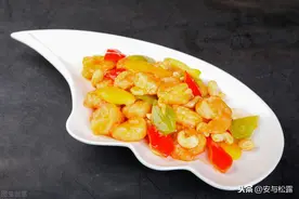 腰果虾仁，营养丰富的美味家常菜，口感超赞，挑食的孩子也爱吃图片