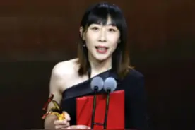 任素汐问鼎金鹿影后，10年等来张一曼，却差点被一场丑闻毁了图片