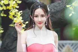 在抖音刷了3年花絮的《双面狐》上映了！文梦洋演的狐狸可真妖艳图片