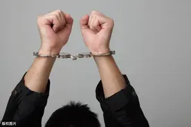 商场保安猥琐小女孩？广东警方通报：嫌犯已归案图片