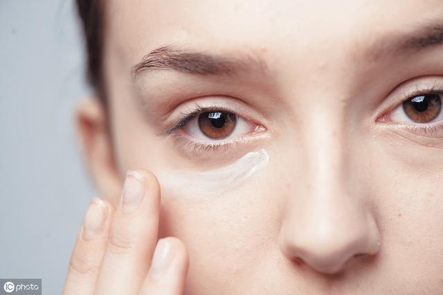 毛囊角化和粟丘疹的区别