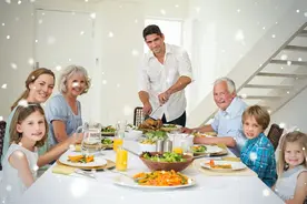 孩子的餐桌礼仪培养全攻略，一餐饭窥探你的生活教育背景图片