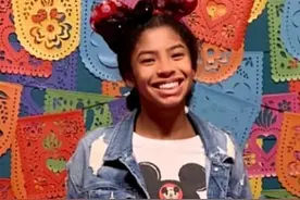 瓦妮莎发文为Gigi庆生，生日蛋糕插满天使翅膀，依旧难以走出阴影图片