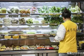 吃麻辣烫时，专挑这5种食材，好吃不压秤，老板：碰到“高手”了图片