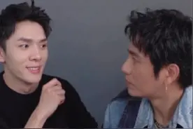 44岁不老男神陈坤直播，与小16岁李佳琦像同龄人，自曝没美黑图片