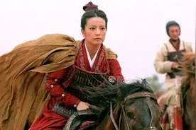 花木兰从军上厕所和大姨妈是怎么解决的？难怪没人发现她的身份图片