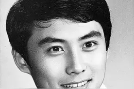 阳光帅气的八十年代男影星 马晓伟 唐国强 郭凯敏 周里京图片