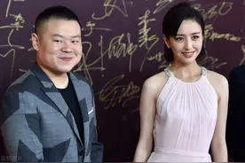 据说岳云鹏穿的是“天价鞋”！不偷不抢，凭本事吃穿有错吗？图片