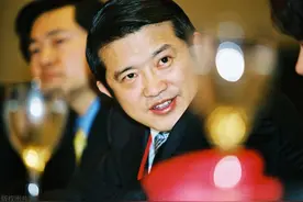 创立泰康人寿，娶孔东梅为妻，陈东升的人生有多少新奇？图片