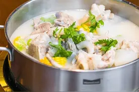 跑断腿也要吃的猪骨煲，成都吃货才懂得美味，想吃的地道澳门风味图片