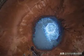 艾肯泉，昆仑山下喷涌千年的“恶魔之眼”图片